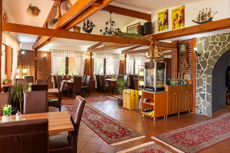 Rožnov pod Radhoštěm Hotel El Greco מראה חיצוני תמונה