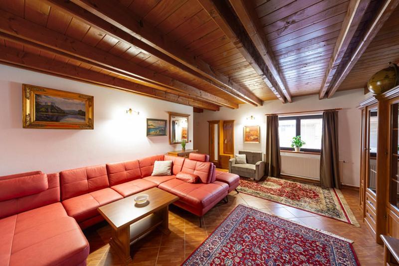 Rožnov pod Radhoštěm Hotel El Greco מראה חיצוני תמונה