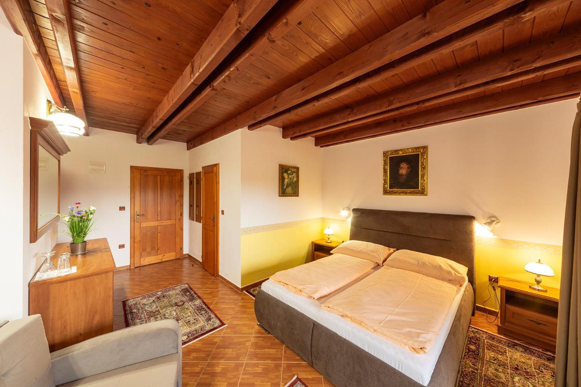 Rožnov pod Radhoštěm Hotel El Greco מראה חיצוני תמונה