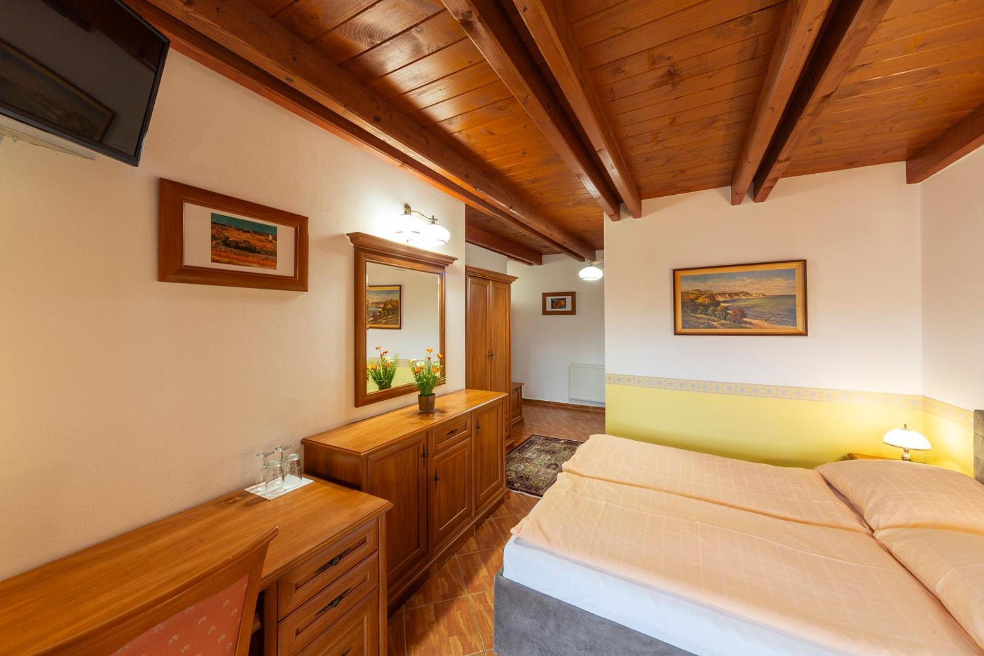 Rožnov pod Radhoštěm Hotel El Greco מראה חיצוני תמונה